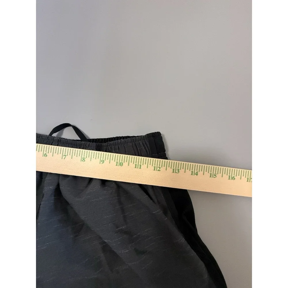 Nike Dri-FIT Running Shorts - Size Small. K21